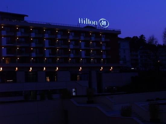Le 10.04.2010 Mariage A Hôtel Hilton Evian France.