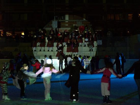 Carnaval Disco-Glace Crans-Montana 03.2011