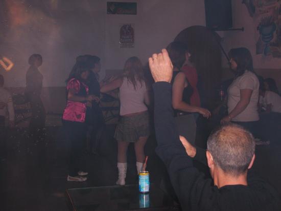 Soirée Méga Bulles Du 4 Octobre 2008 au Centre Portuguais de la Sarraz