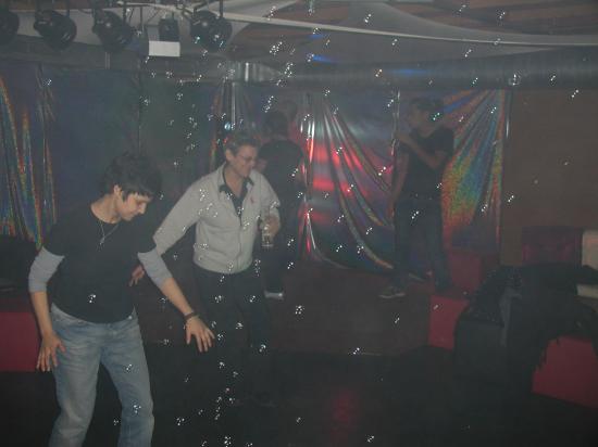 Soirée Méga Bulles / Années 80 Bar L'ENTRéE Le 20.12.08