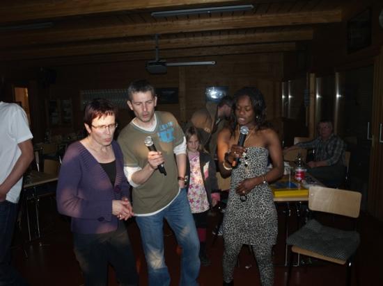 Soirée privée anniversaire Bramois Dj & Karaoké Le Samedi 03.avril.2010