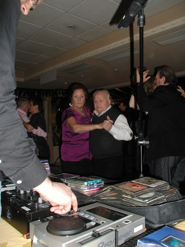 Le 31.12.09 soirée dansante à la romana vevey dj mike