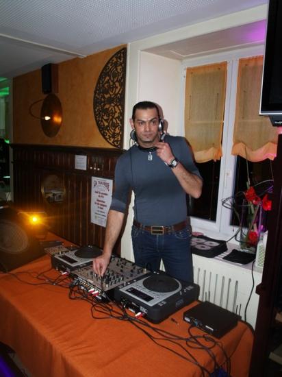 Samedi 14 novembre soirée all styles pour Manor La Chaux-de-Fonds soirée du personelle  Dj Atomick night et Dj Mike.