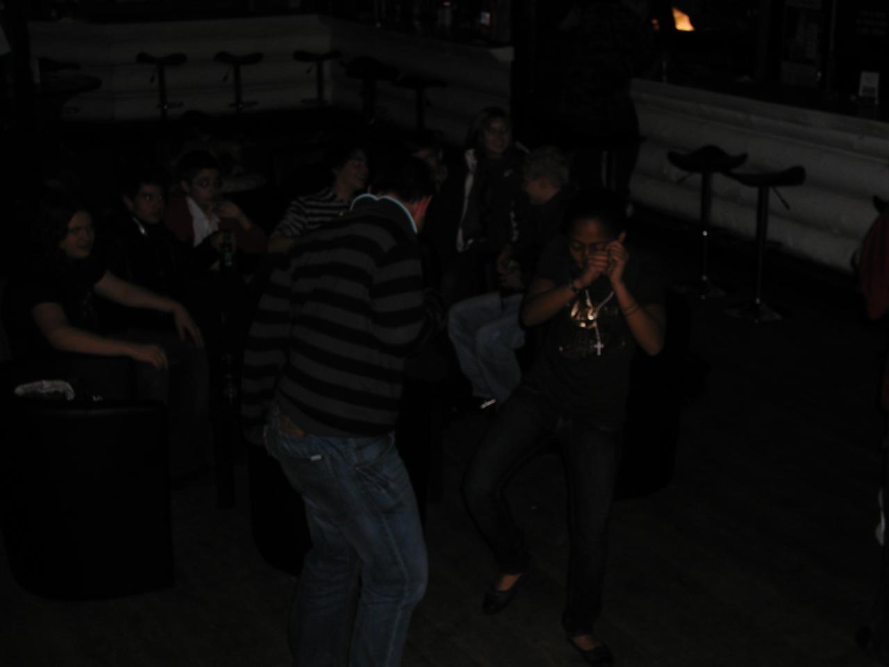 White Bar Club Fully Le 19.04.2008