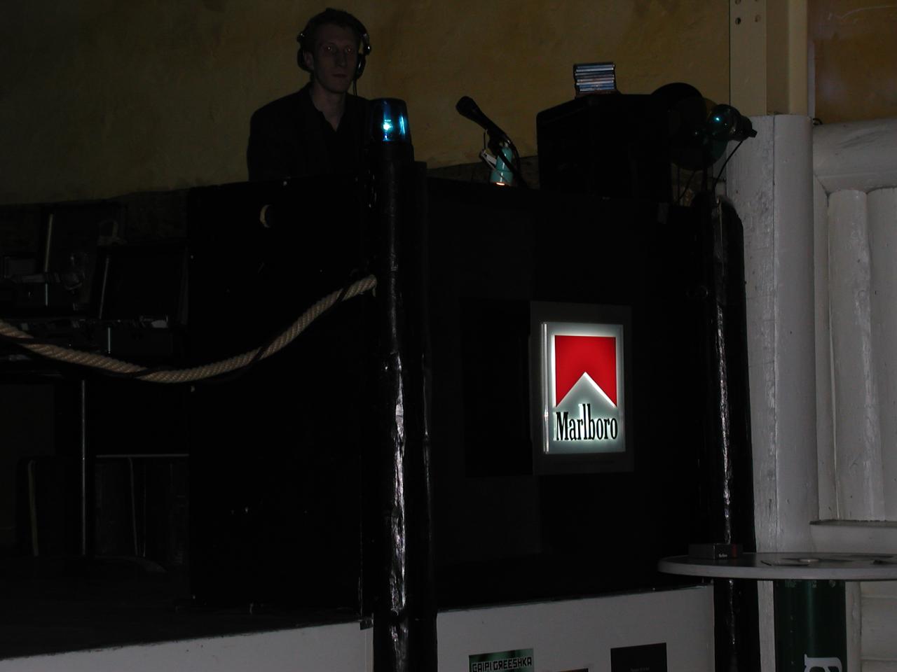 White Bar Club Fully Le 19.04.2008