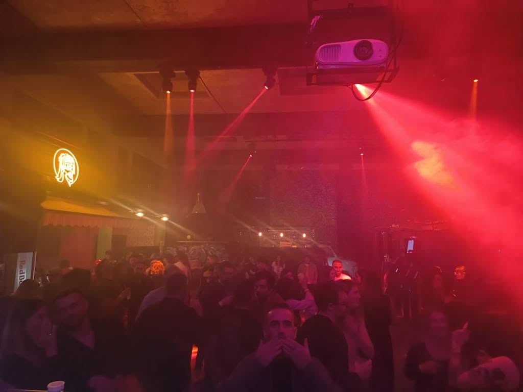 L ambassade 12 2025 