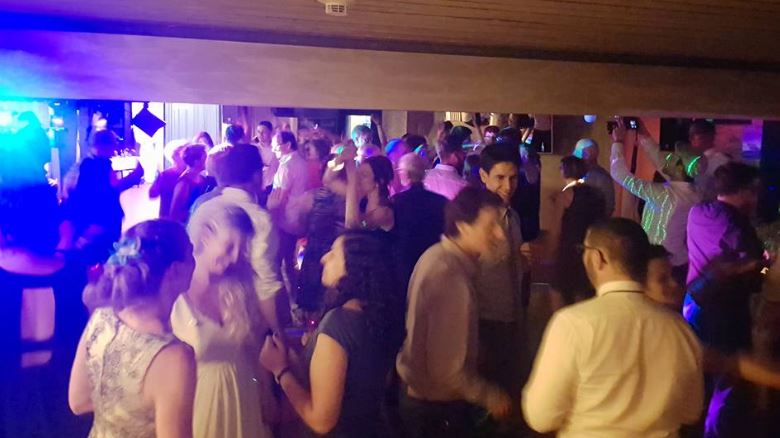 Mariage Abbaye de Bevaix et Louverain le 2 juin 2018 