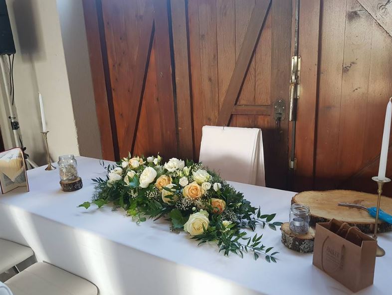 Mariage Abbaye de Bevaix et Louverain le 2 juin 2018 