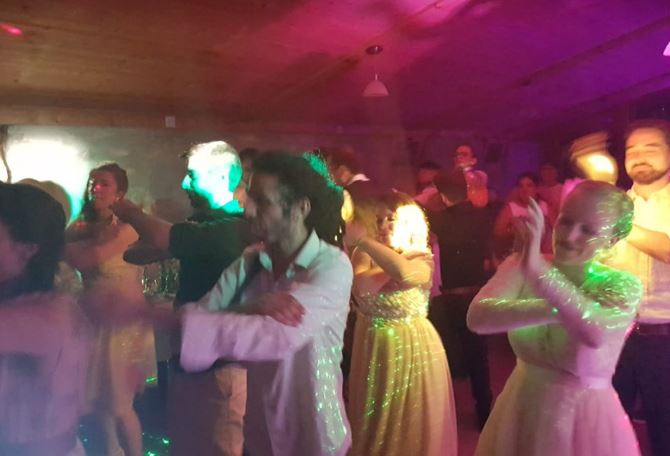 Mariage le 6 juillet Chalet Jogona à Jaun 
