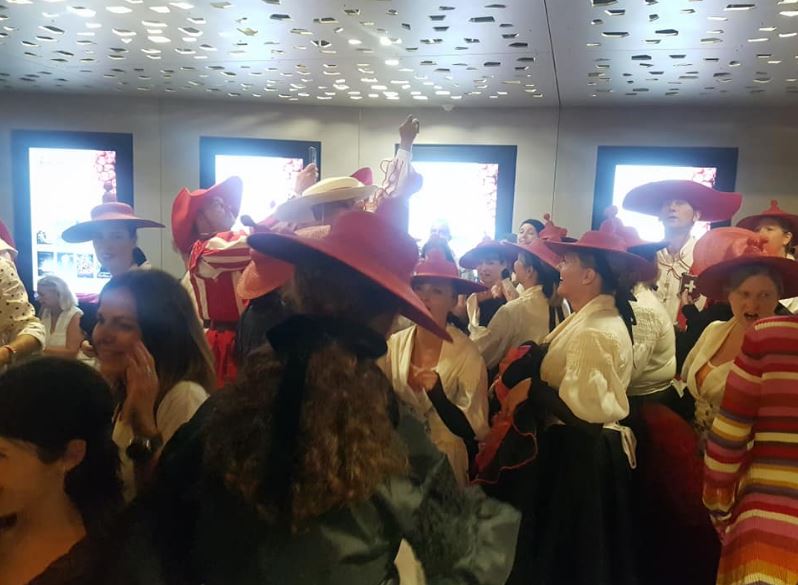 St-Sapholie, caveau des effeuilleuses, fête des vignerons, Mr. Atomick et Little Phoenix 